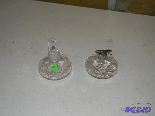 Lot of 2 vintage glass perfume bott...