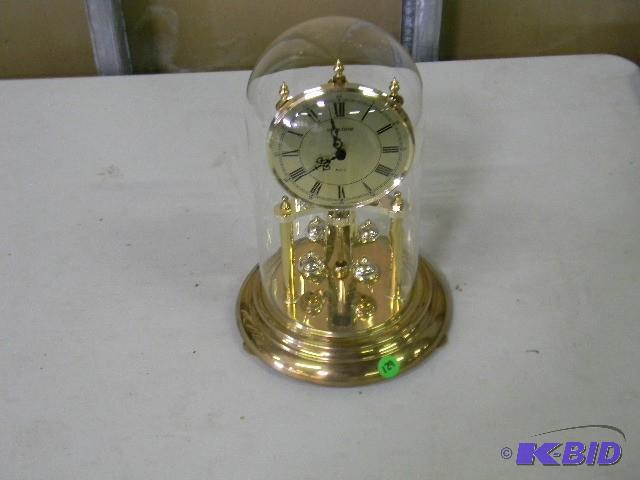 Glass Heirloom clock...