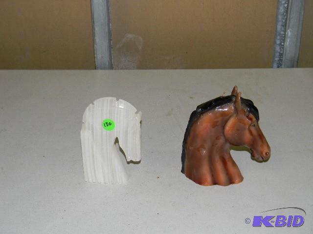 Lot of 2 horse statues - one stone ...