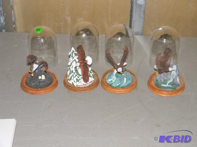 Lot of 4 eagle figurines in cool gl...