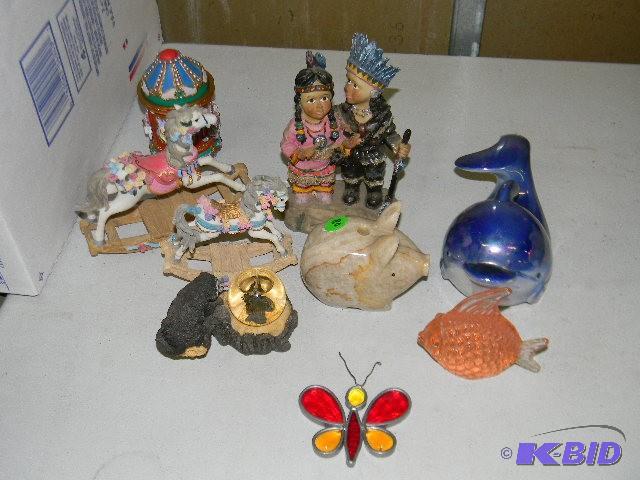 Lot of knick-knacks...