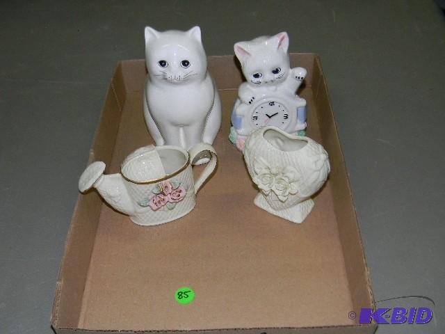 Lot of 4 knick-knacks...