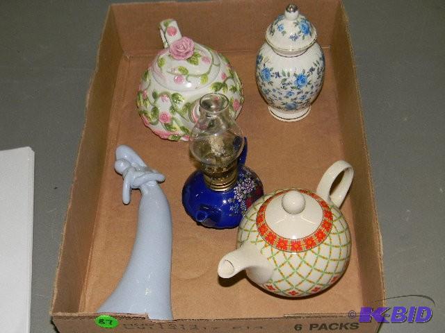 Lot of 5 misc. ceramic figurines...