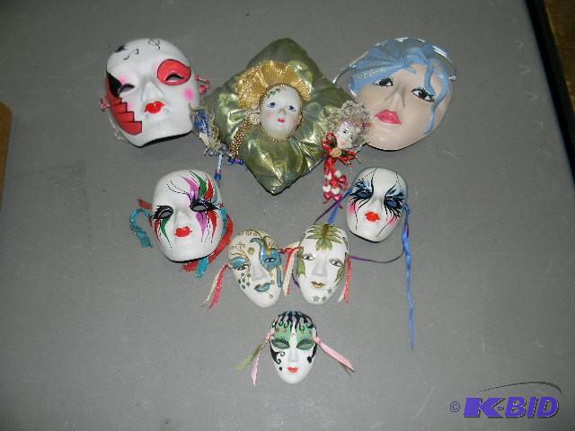 Lot of 8 - ceramic decorative faces...