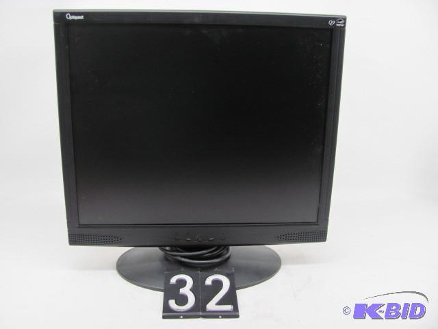 lot 32 image: Optiquest Q9 19" LCD monitor. ...