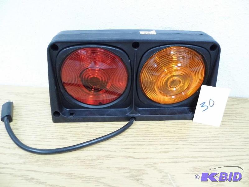 AG Right Lamp