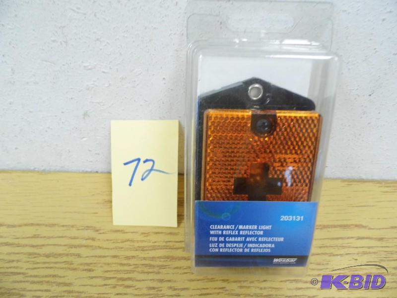 Wesbar ClearanceMarker Light w Reflector