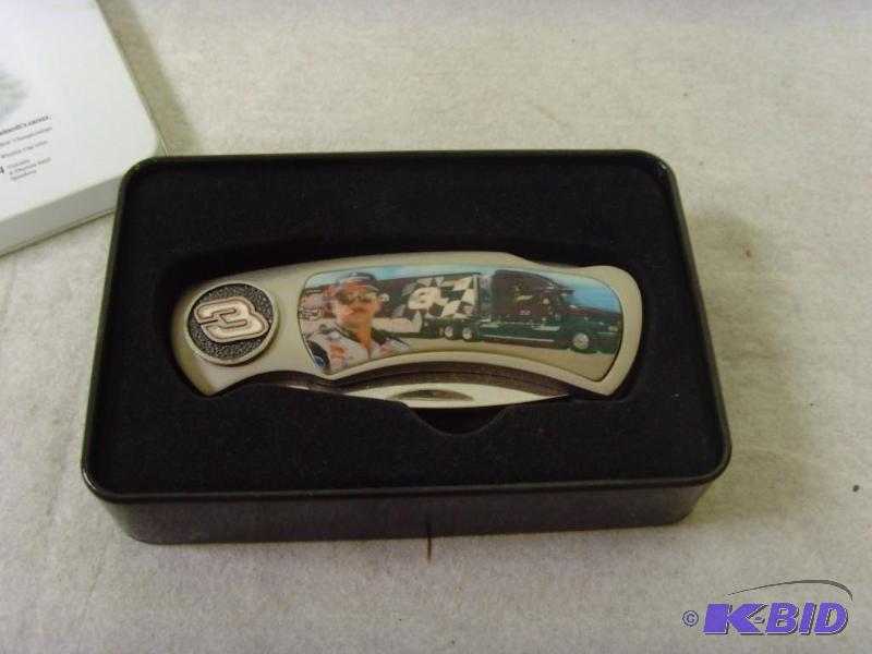 lot 22 image: Dale Earnhardt Knife & Tin Set