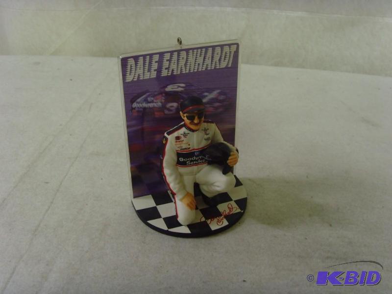 lot 29 image: Dale Earnhardt Christmas Ornament