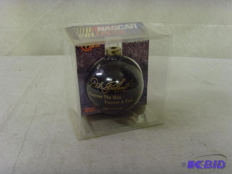 lot 31 image: Dale Earnhardt Christmas Ornament