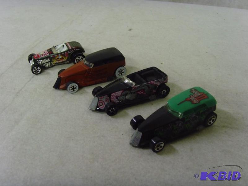 lot 82 image: Lot of Hot Wheels
