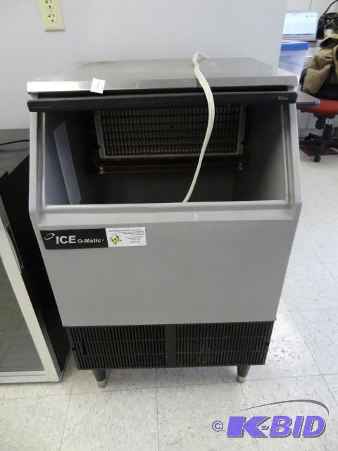 Ice O matic ice maker. Model ICEU15...