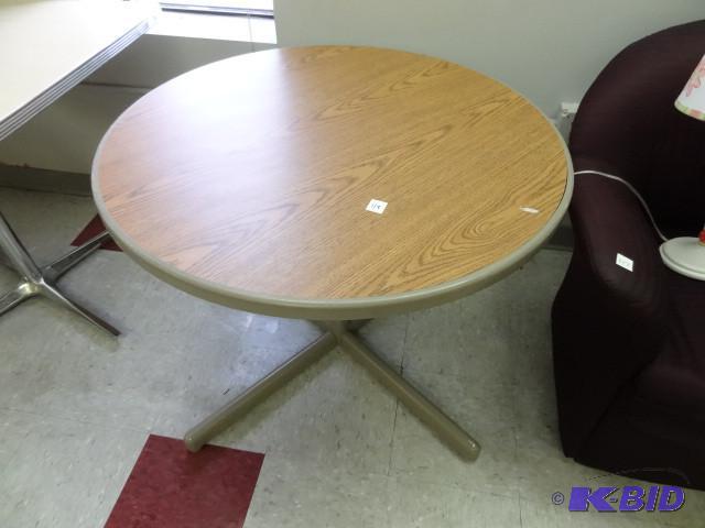 36&quot round metal framed table...