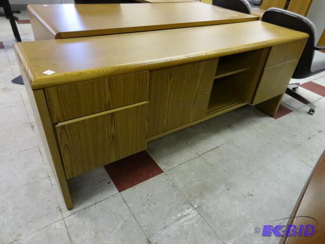 Lamiante office credenza. 72 x 18 x...