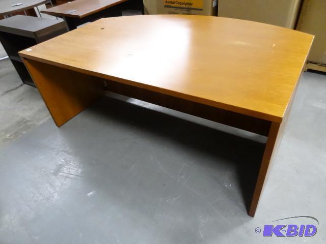 70 x 45 x 28 wood office desk...