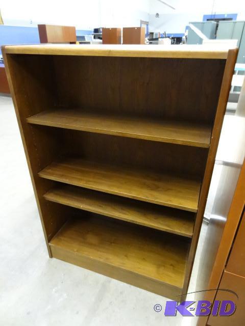 Wood book shelf. 3 adjustable shelv...
