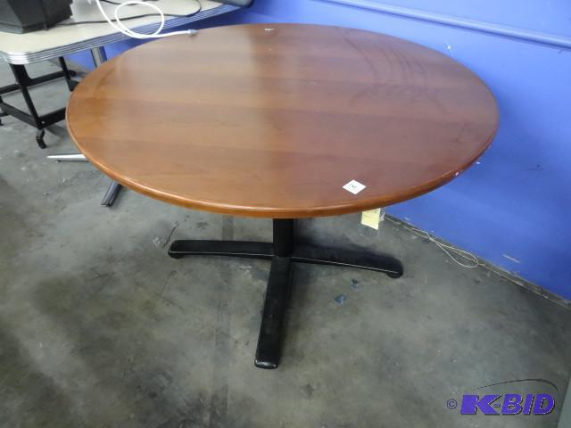 42&quot round metal framed table...