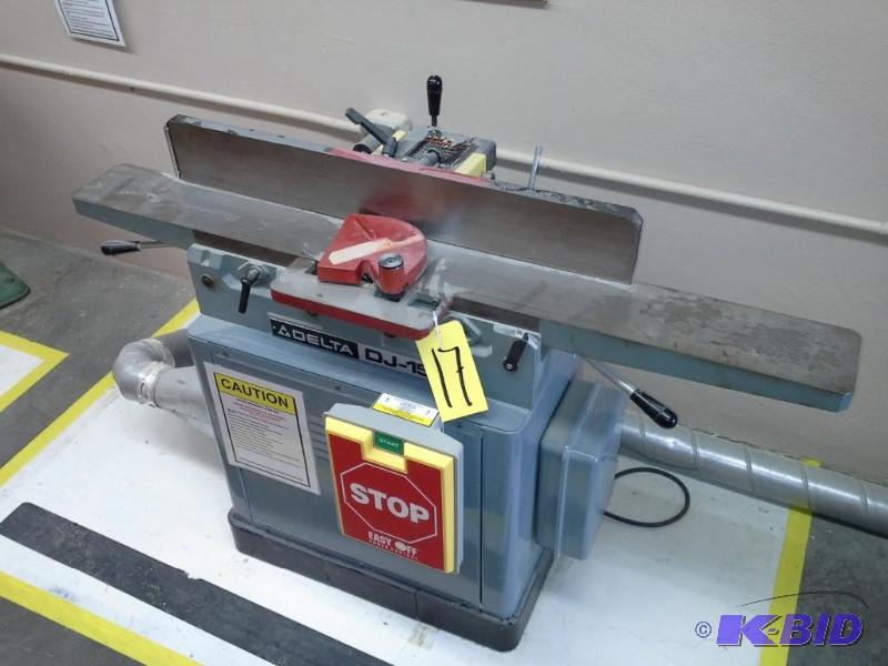 lot 17 image: Delta Jointer, Dj-15,