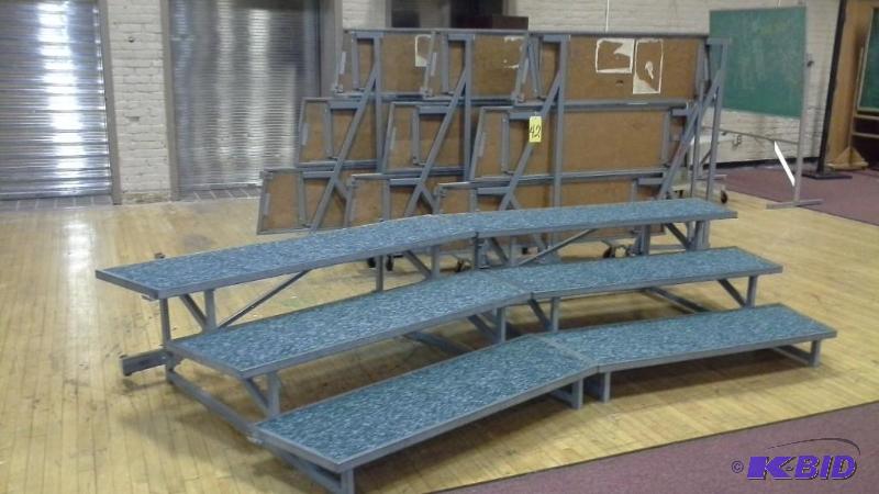 lot 42 image: 5 Risers, Carpeted, Approx. 72 Inches Wide X 24 Inches Tall X 60 Inches Deep.