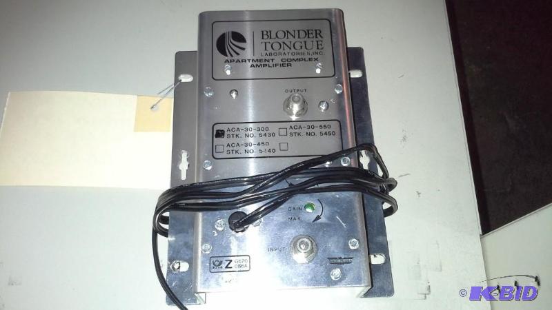 lot 63 image: Blonder Tongue Amplifier