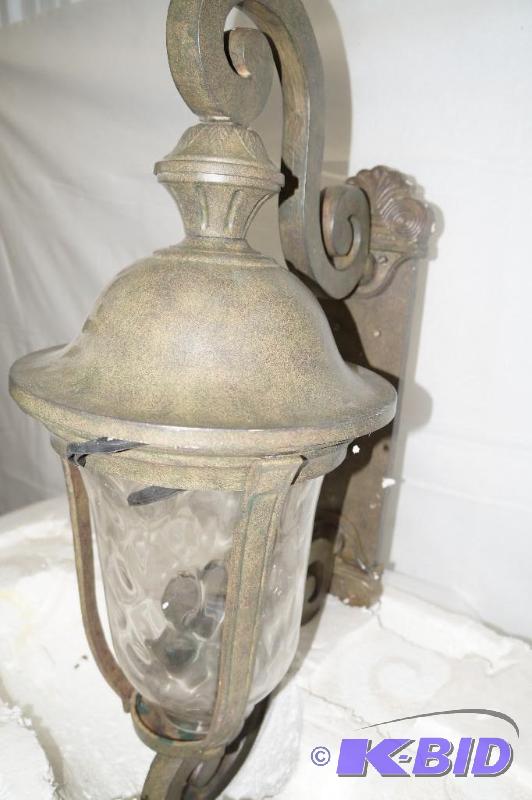 lot 56 image: Large Outdoor Light (New)