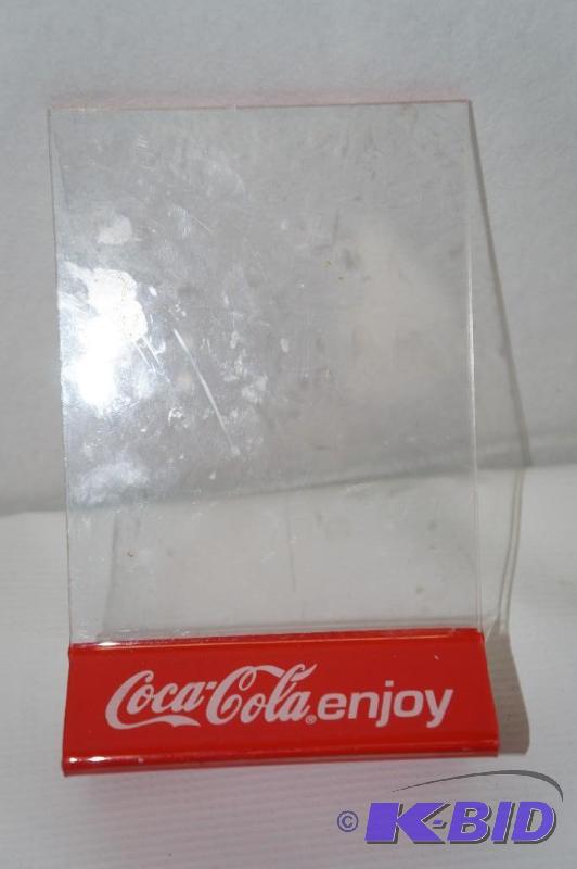lot 62 image: 9 Coca-Cola Table Tents