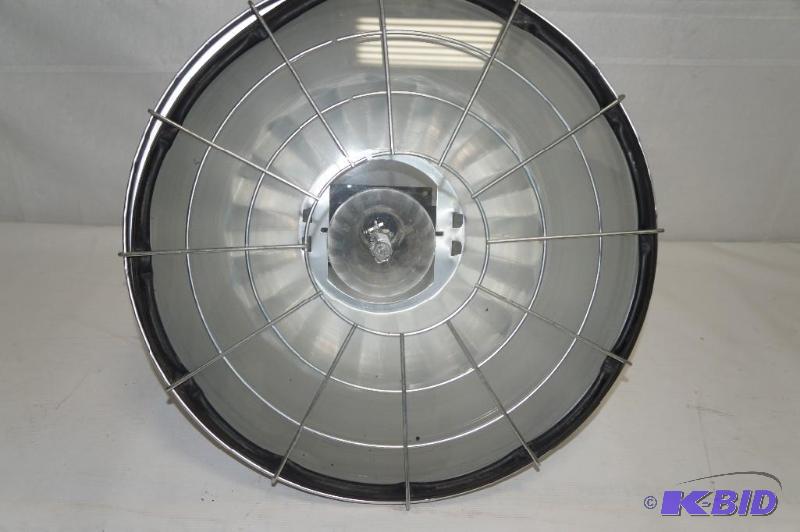 lot 66 image: Industral Overhead light