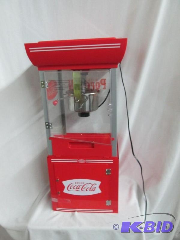 lot 10 image: Nostalgia Electrics 10 Cup Coke Popcorn Cart