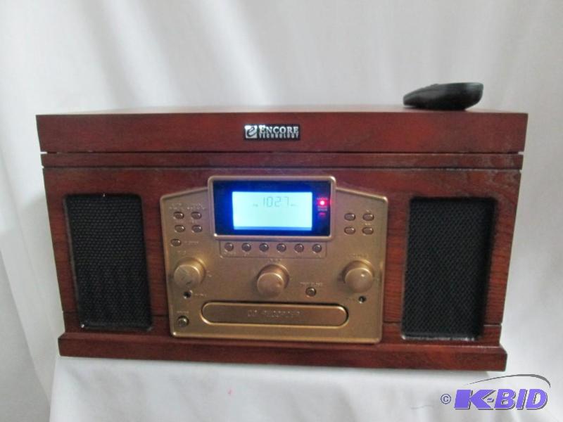 lot 13 image: Encore Technology Nostalgic 6 in 1 Sound System