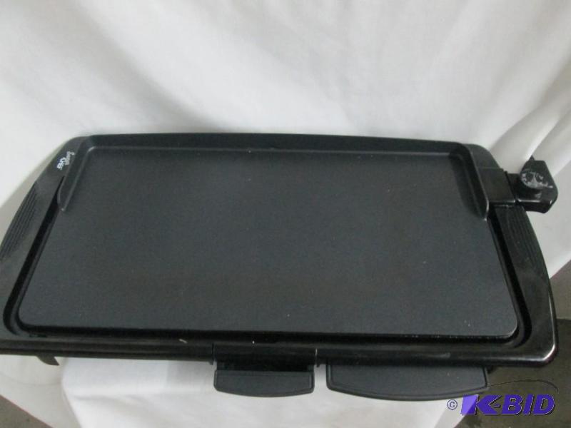 lot 23 image: Super Chef Extra Large Griddle