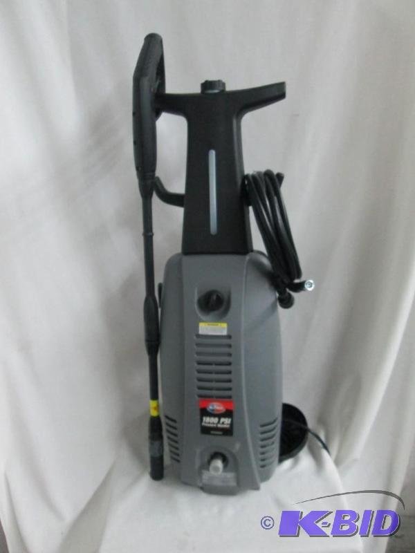 lot 4 image: All Power 1800 PSI Pressure Washer