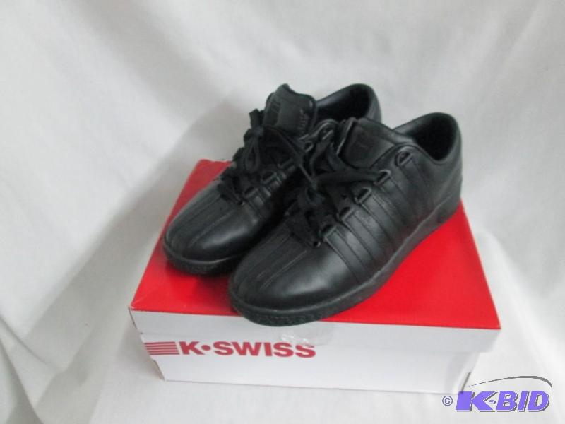 lot 48 image: K-Swiss Mens Classic Shoe
