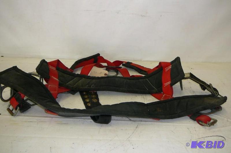 lot 46 image: Heavy duty safety harness OSHA appr...