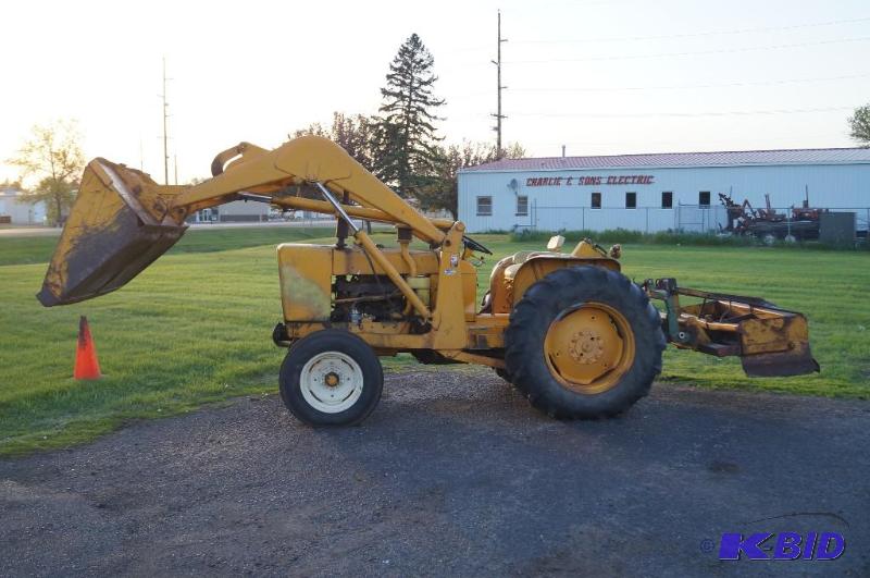 1960 John Deere Model 2010