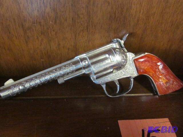 Hubley Rodeo 8 inch Cap Gun with Ba...