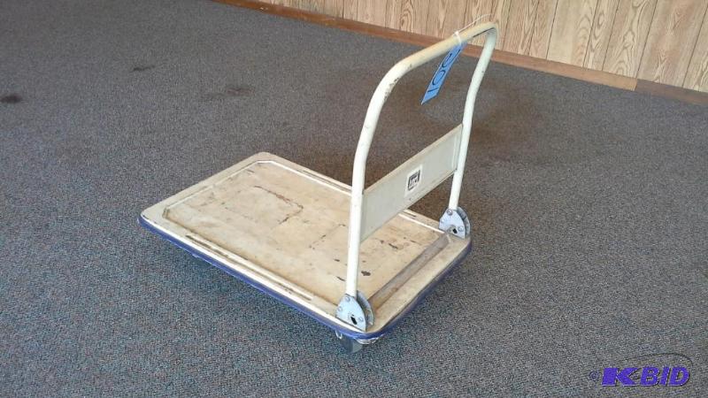 Material handling cart