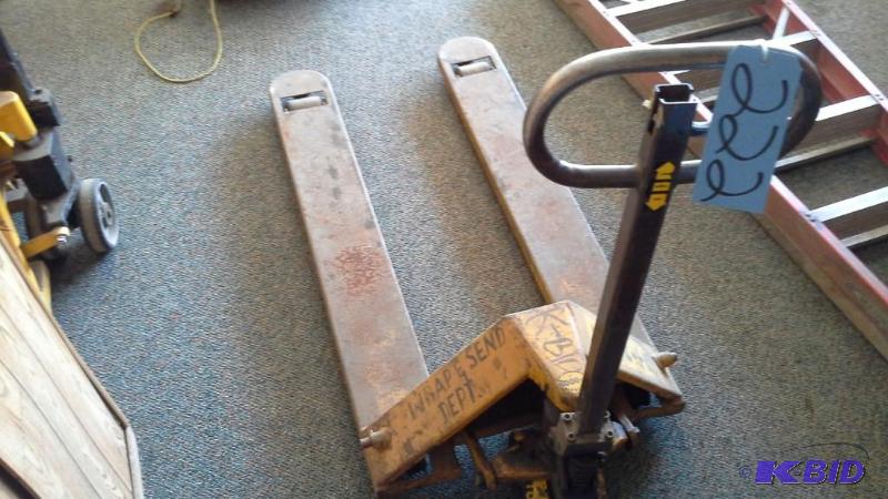 pallet jack