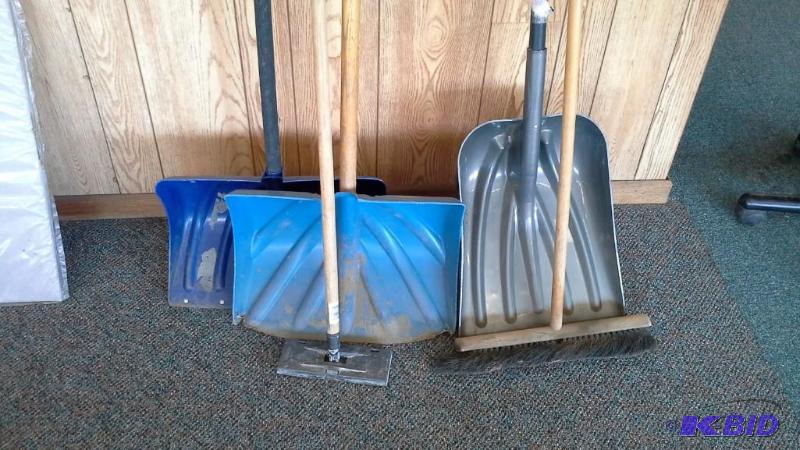 Hand tool lot