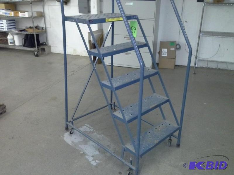 Warehouse ladder
