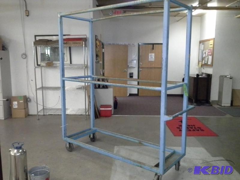 Material handling cart