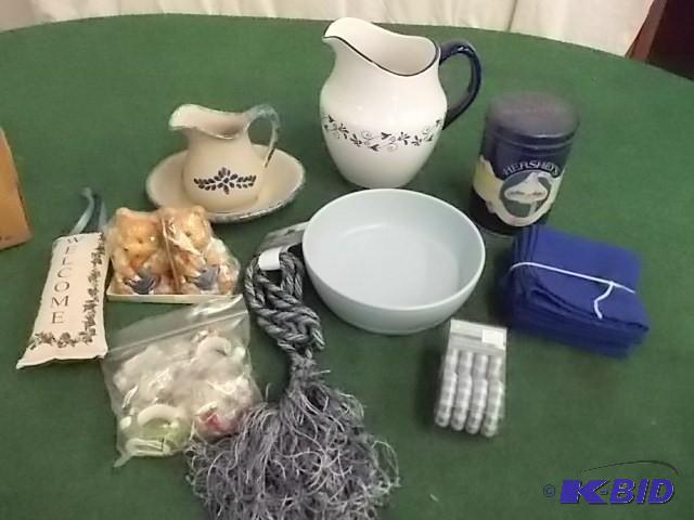 Box Lot Pfaltzgraff Dish, Ceramic ...