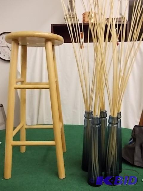 5-Black Vases With Reeds &amp 30 I...