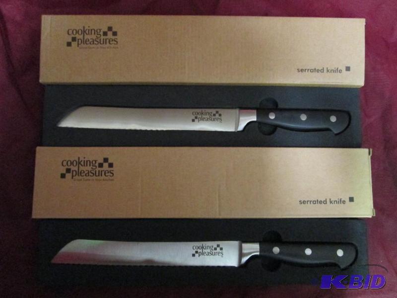 Pair of Cooking Pleasures serrated ...