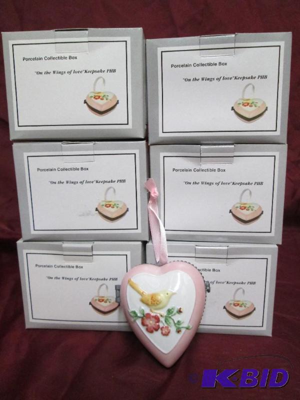 Lot of 6 nice heart shaped porcelai...