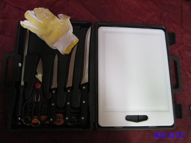 Set of filet knives with scrissors,...