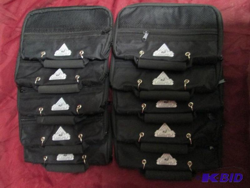 Lot of 10 small zip compartment fis...