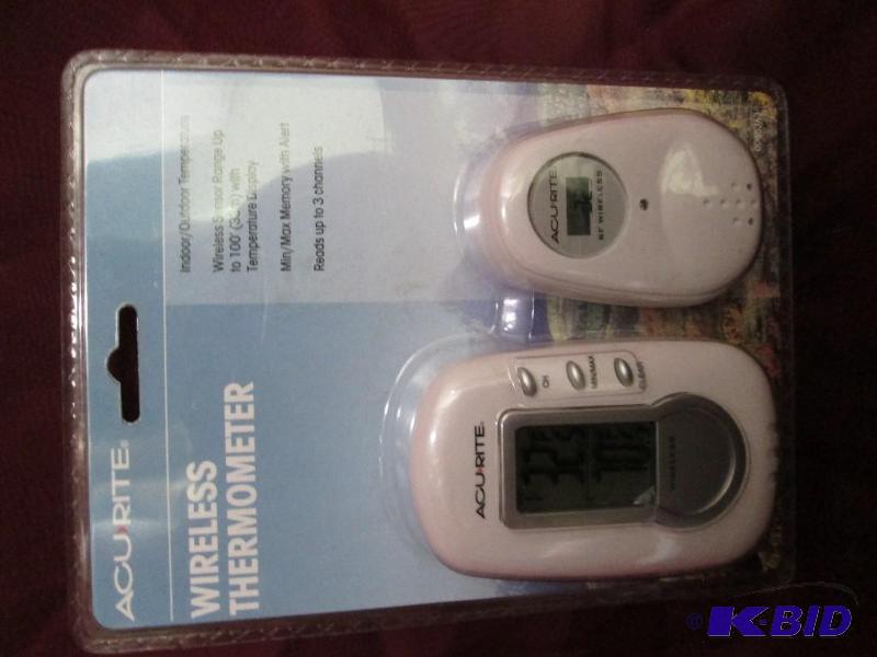 Acu-Rite wireless thermometer. Sens...
