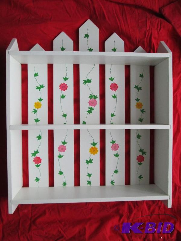 Three tier picket shelf. White in c...