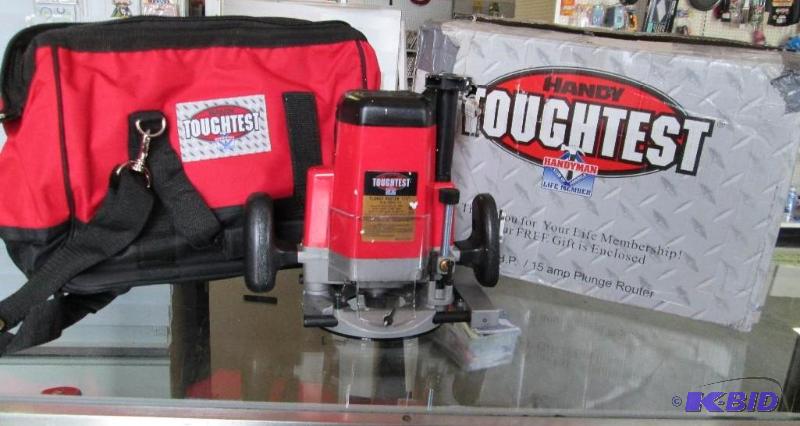 Handy ToughTest 12 plunge router. ...