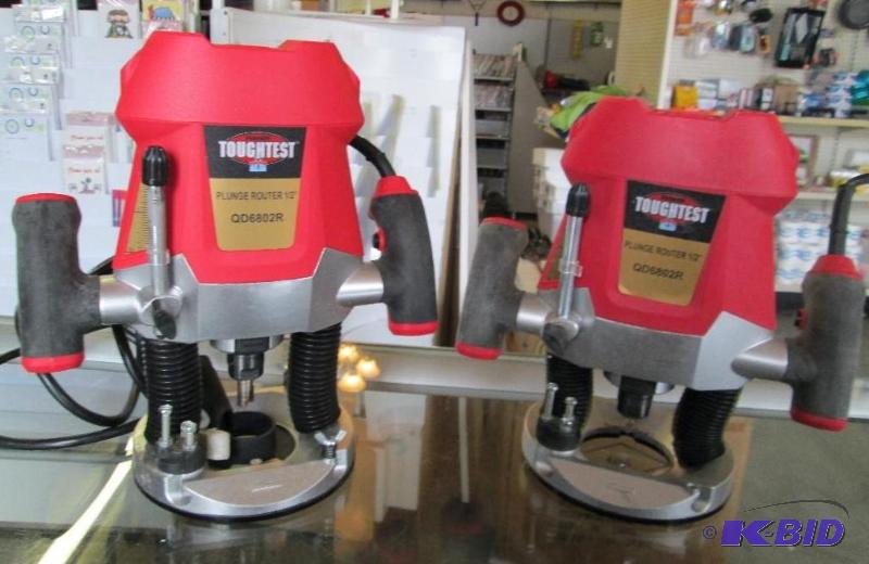 Pair of Handy ToughTest 12 plunge ...